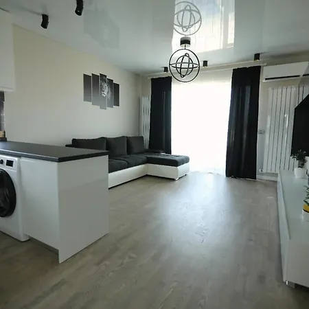 Hrz Residence 아파트 Năvodari